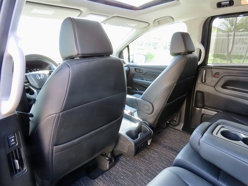 Used 2026 Honda Odyssey EX-L image 20