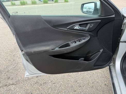 Used 2020 Chevrolet Malibu LT FWD image 20