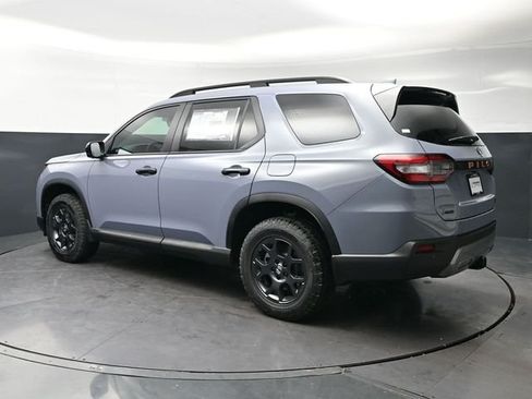 New 2026 Honda Pilot TrailSport image 7