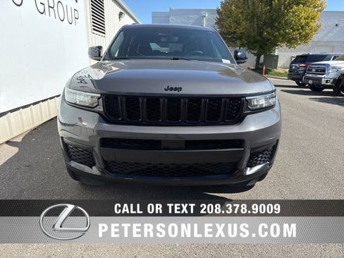 Used 2023 Jeep Grand Cherokee L Altitude image 8