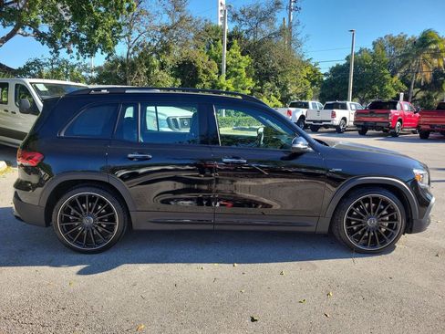 Used 2021 Mercedes-Benz GLB 35 AMG GLB 35 AMG image 9
