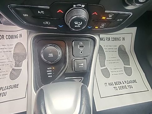 Used 2020 Jeep Compass Latitude w/ Cold Weather Group image 26