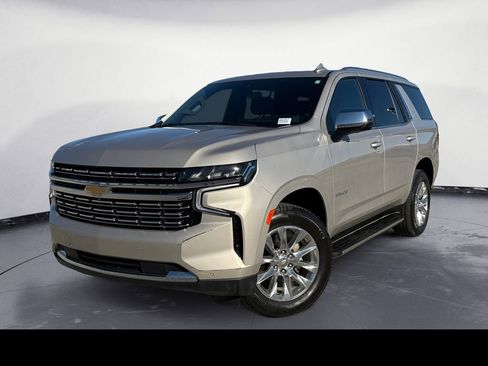 Used 2021 Chevrolet Tahoe Premier w/ Premium Package AWD/4WD image 15