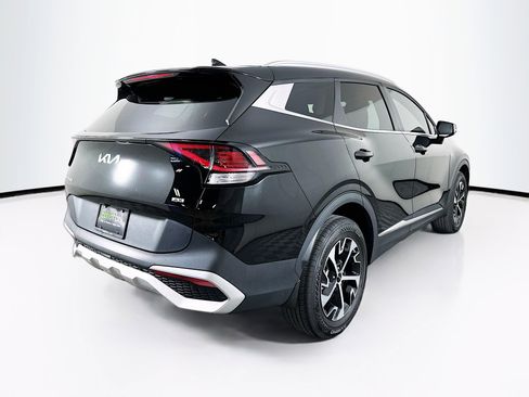Used 2025 Kia Sportage EX AWD/4WD image 9