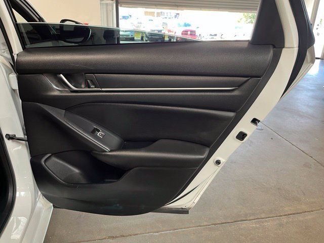 Used 2020 Honda Accord Sport image 16