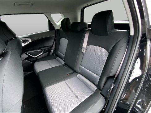 Used 2024 Kia Soul LX w/ Option Group 015 FWD image 20