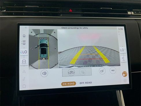 New 2025 Land Rover Range Rover Sport SE image 17