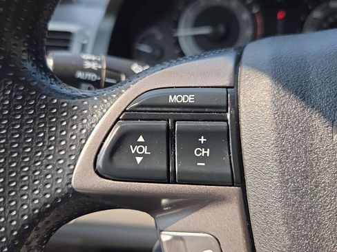 Used 2016 Honda Odyssey EX image 6