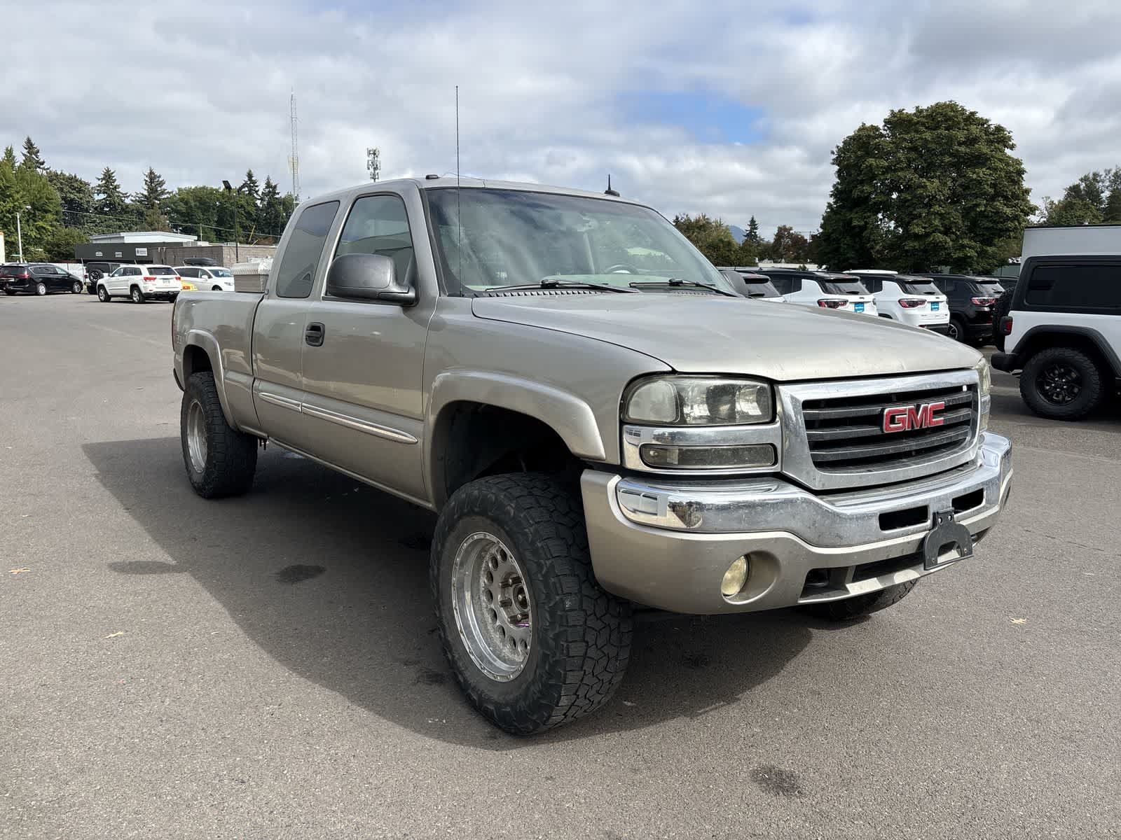 Used 2003 GMC Sierra 1500 SLT w/ Professional Package AWD/4WD image 6