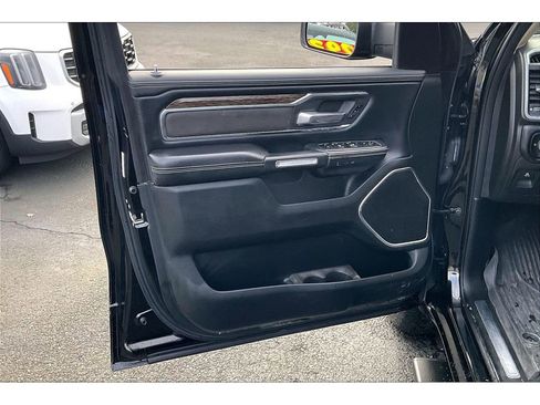 Used 2019 RAM 1500 Laramie image 23