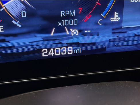 Used 2025 Chevrolet Tahoe LT AWD/4WD image 8