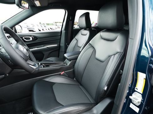 New 2026 Jeep Compass Latitude AWD/4WD image 22
