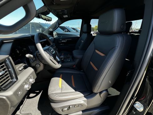 New 2026 GMC Sierra 2500 AT4 w/ AT4 Premium Plus Package image 22