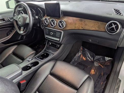 Used 2018 Mercedes-Benz GLA 250 GLA 250 image 31