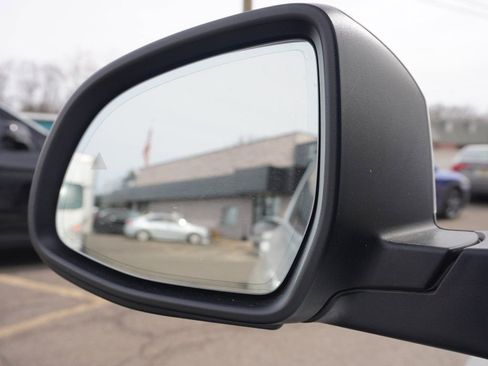 Used 2023 BMW X7 xDrive40i w/ Premium Package image 39