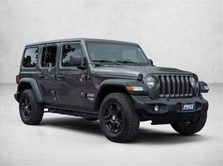 Used 2018 Jeep Wrangler Unlimited Sport S AWD/4WD video 3