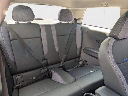 Certified 2025 MINI Cooper S image 17