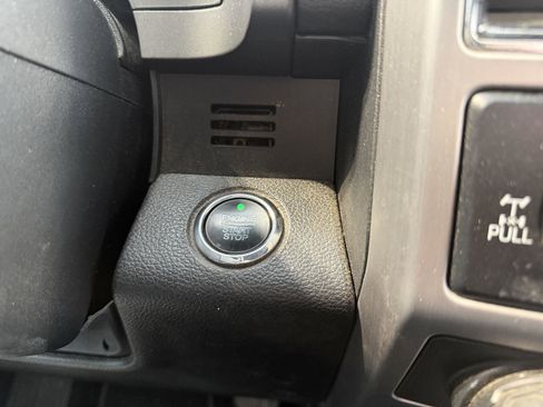 Used 2019 Ford F150 Platinum w/ Equipment Group 701A Luxury image 29