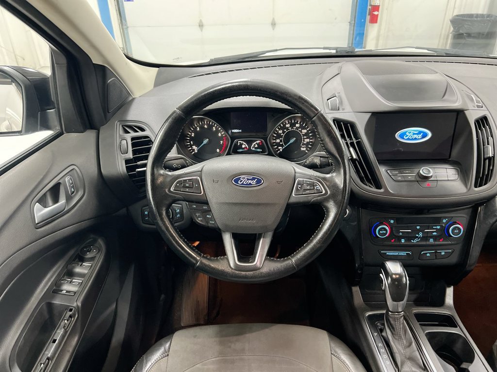 Used 2019 Ford Escape SE FWD image 11