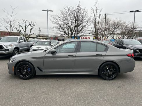 Used 2022 BMW M550i xDrive w/ Executive Package image 5