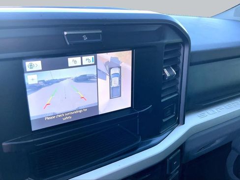 Certified 2025 Ford F250 XLT w/ 360-Degree Camera Package AWD/4WD image 26