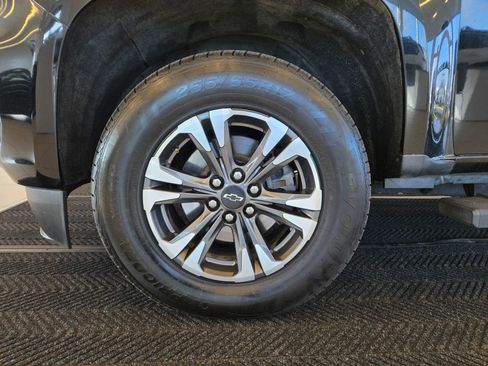 Used 2022 Chevrolet Colorado Z71 AWD/4WD image 12