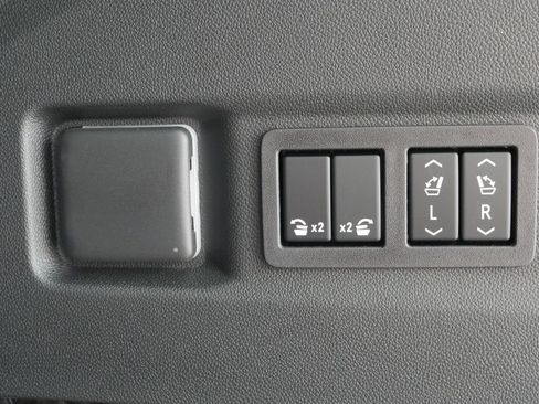 New 2026 Chevrolet Tahoe LT AWD/4WD image 10