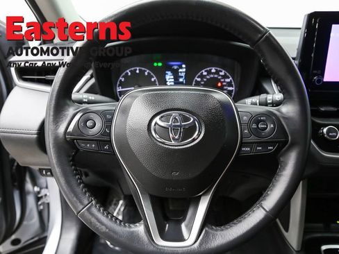Used 2024 Toyota Corolla Cross LE image 10