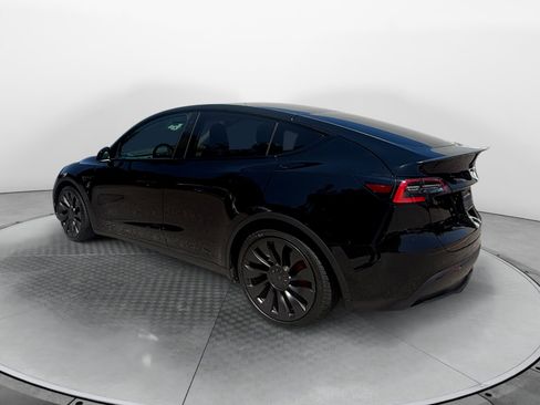 Used 2021 Tesla Model Y Performance AWD/4WD image 5