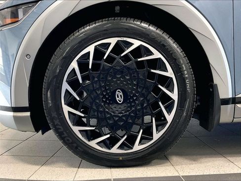 Used 2023 Hyundai Ioniq 5 Limited AWD/4WD image 7