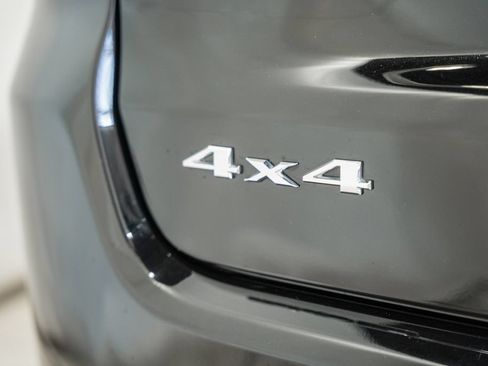 Certified 2025 Jeep Compass Limited AWD/4WD image 8