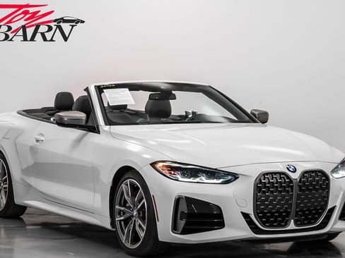 Used 2021 BMW M440i Convertible w/ Premium Package image 7