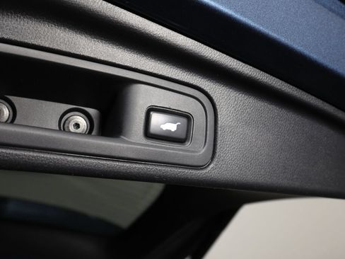 Used 2016 Honda Pilot Touring image 21