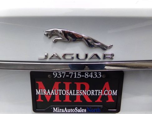 Used 2016 Jaguar XF Premium RWD image 29