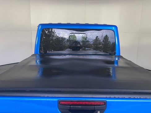 Used 2024 Jeep Gladiator Rubicon image 9