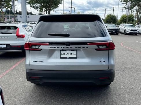 Used 2026 Toyota Grand Highlander AWD Hybrid image 10