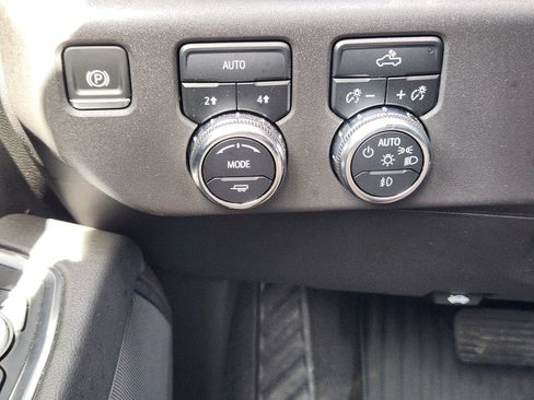 Used 2024 GMC Sierra 1500 Elevation AWD/4WD image 20