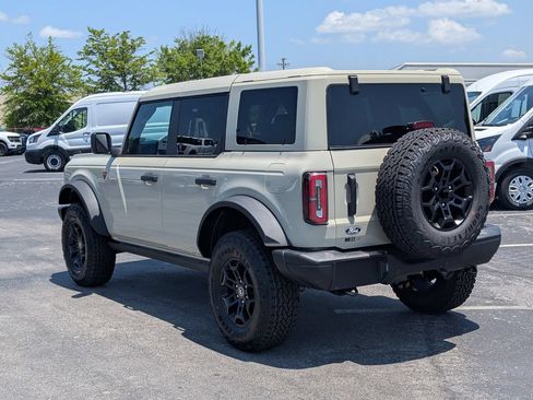 New 2026 Ford Bronco Badlands AWD/4WD image 4