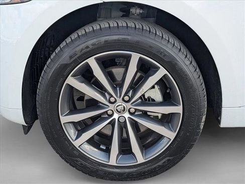 Used 2024 Jaguar F-PACE R-Dynamic S image 22