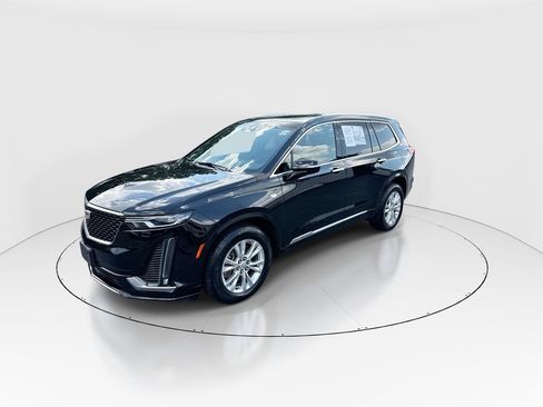 Used 2024 Cadillac XT6 Luxury FWD image 4