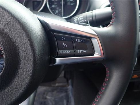 Used 2019 MAZDA MX-5 Miata Grand Touring RWD image 12