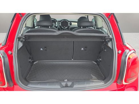 Used 2024 MINI Cooper 2-Door Hardtop FWD image 9