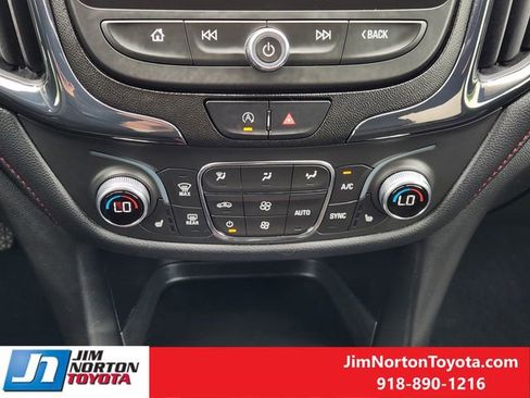 Used 2022 Chevrolet Equinox RS w/ RS Leather Package FWD image 20