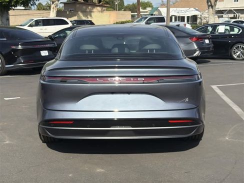 Used 2024 Lucid Air Pure image 5