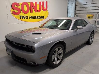 Used 2015 Dodge Challenger SXT w/ Driver Convenience Group
