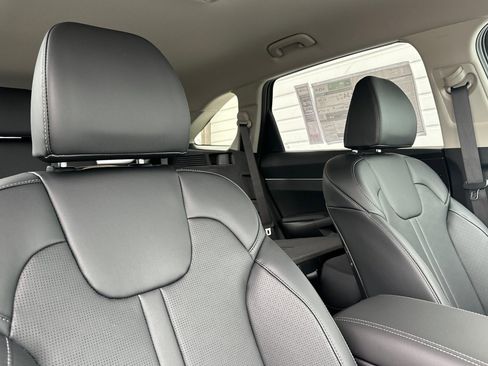 New 2026 Kia Sorento EX image 19