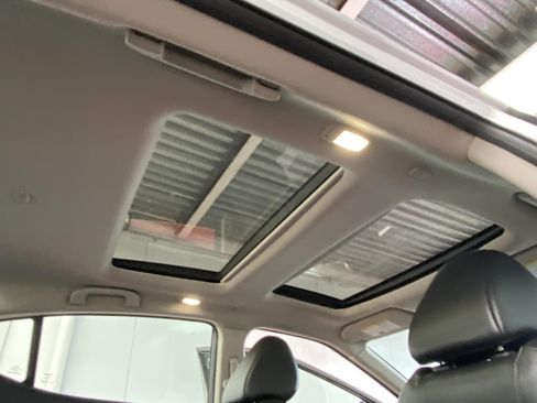 Used 2019 Nissan Maxima 3.5 SL w/ Floor Mat Group FWD image 13