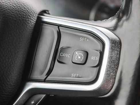 Used 2019 RAM 1500 Laramie image 25