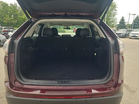 Used 2017 Ford Edge SEL w/ Equipment Group 201A AWD/4WD image 19
