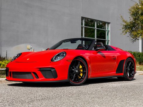 Used 2019 Porsche 911 Speedster RWD image 14